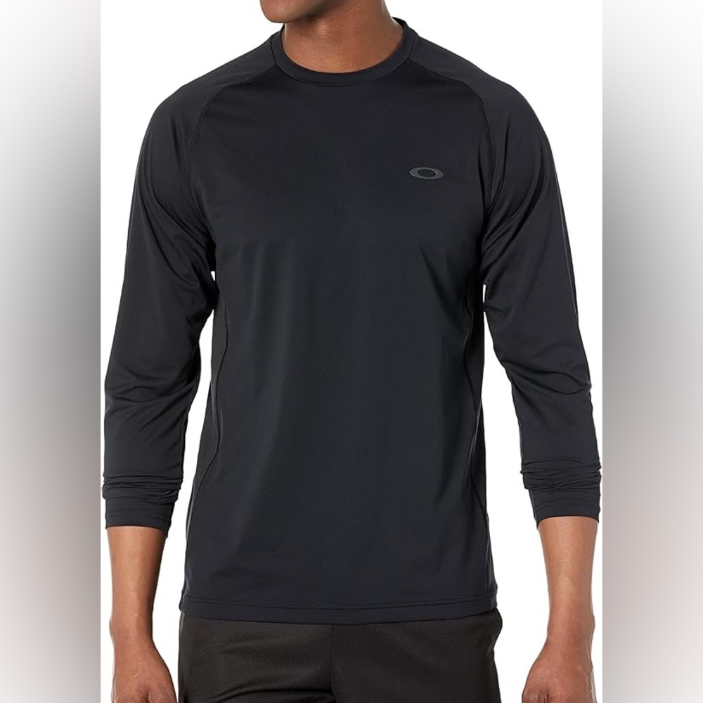 Oakley Men's Base Layer Black Long Sleeve Shirt Small $65